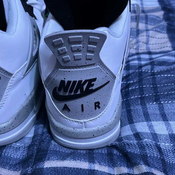 Jordan 4 White Cement BOX SOLD!!! - Picture 3 of 7
